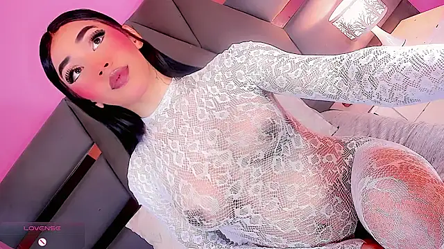 Aleisha_Beaumont webcam