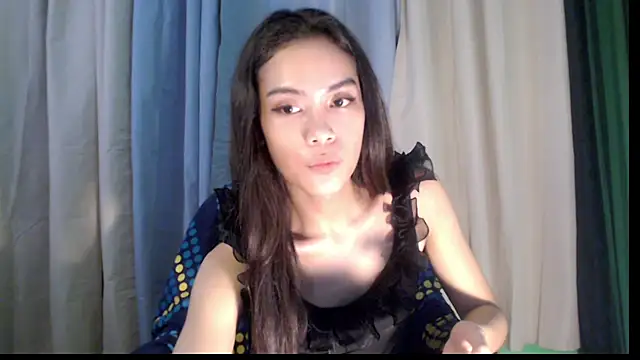 Lavaneaah webcam