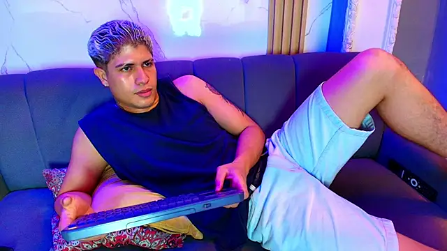 dominic_connor webcam