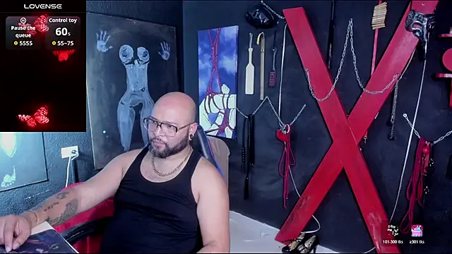 Dark_CoupleKs webcam