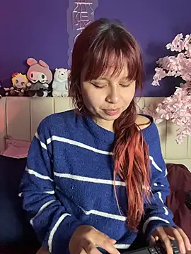 CarrieBlossom webcam