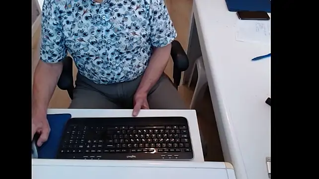 dutchpornking live sex cam