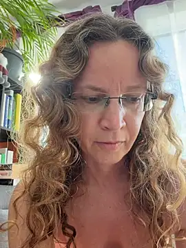 AnnikaRose webcam