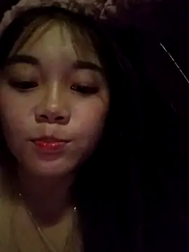 Baa-bee22 😃 naked chat