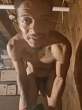 Locdawgg11 webcam