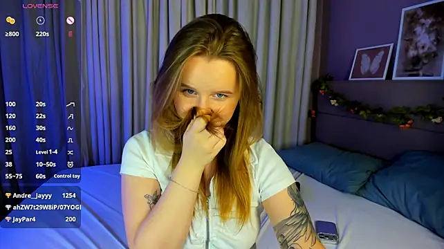 Rina_Panic webcam