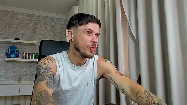 JonahShaw webcam