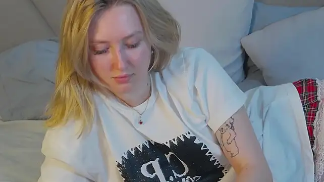 MarianeSun webcam