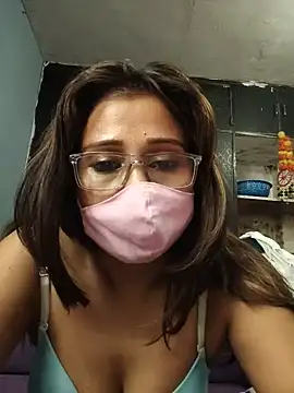 hot_laxmi2 webcam
