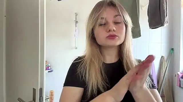tutsicutie live cam