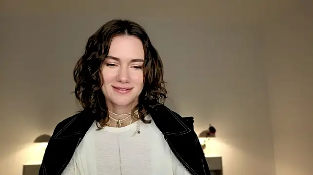 Miss_juliaa_ webcam