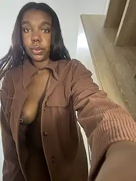 GiaJacobs webcam