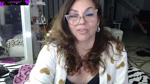 Myrnasexxx webcam