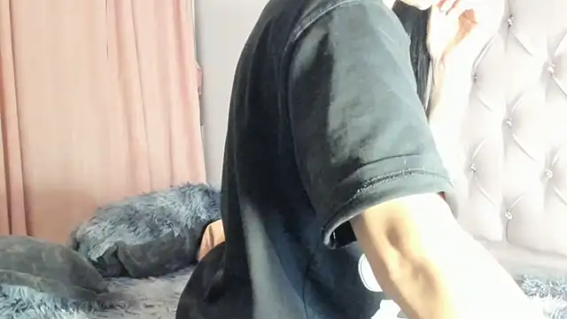 Valen_Brown webcam