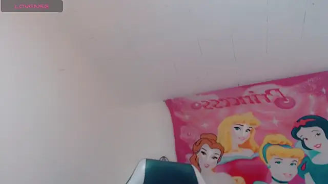 Oriana_braom webcam