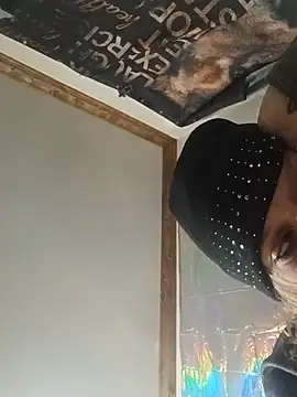 KITTYBOOBOOFUXX webcam