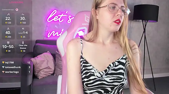 Joann_Shermann webcam