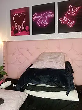 tanisha__lux live cam
