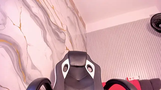 AbbyRogers1 webcam
