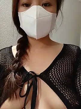 Elara_Gril webcam