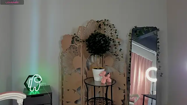 Runa_Ashen webcam