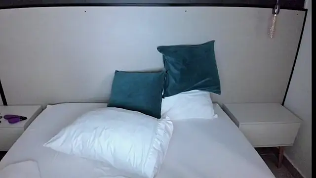 astrid_ferrani webcam