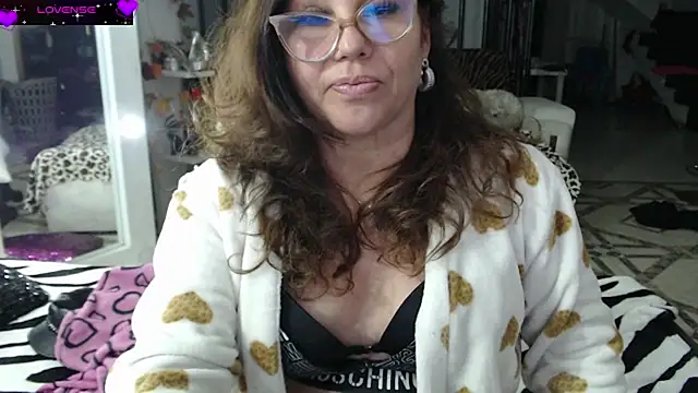 Myrnasexxx webcam