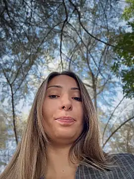 Wonder_Kari webcam