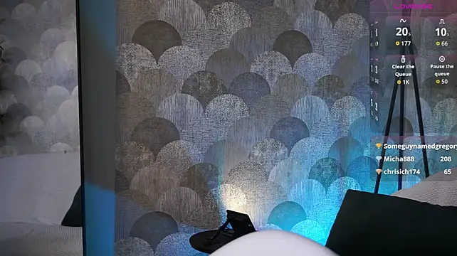 UmaTruewoman live sex cam