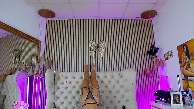 PlayfulShow webcam