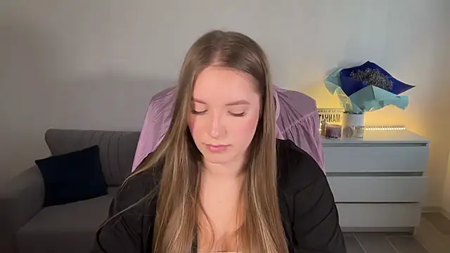EvaMaddison webcam