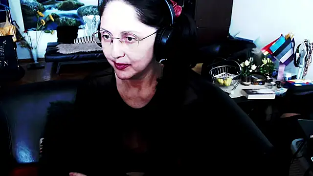 Imperatriza live cam on StripChat