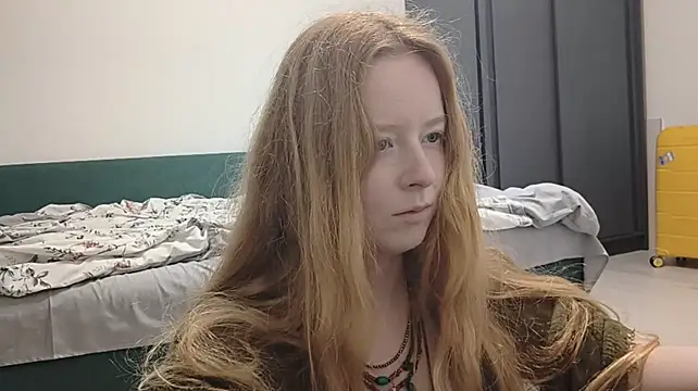 KateVibe_01 webcam