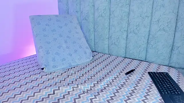 Mave_Angel webcam