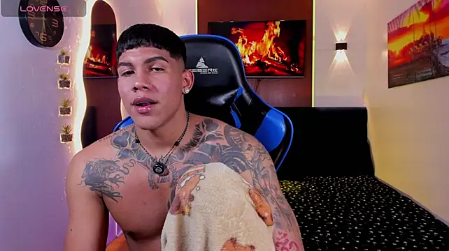 Damian_latinxxx