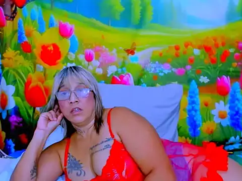 indianroxy webcam