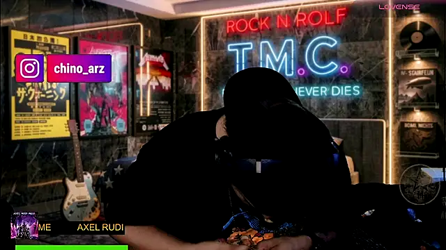 chino_roz webcam