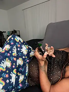 reecieofficial webcam