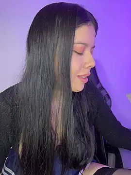 MarielQueenx webcam