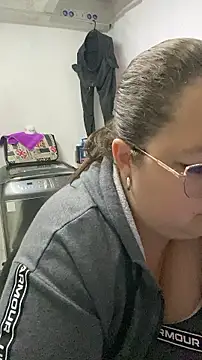 Chloee_Peach webcam