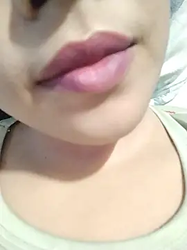 Anki-doll webcam