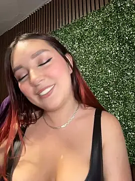 Karen18_boobs