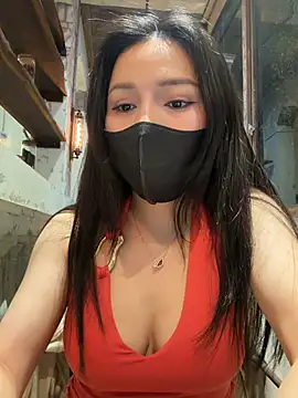 Linh_2004