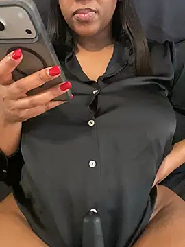 CaramelGoddess1 webcam