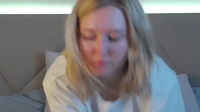 MarianeSun webcam