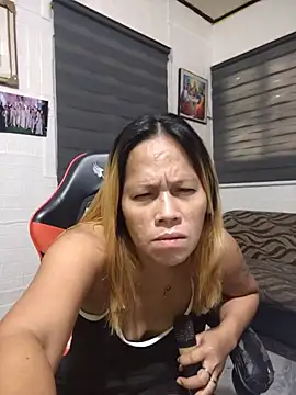 CockBiter83 webcam