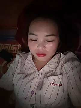 Mina_xYx webcam