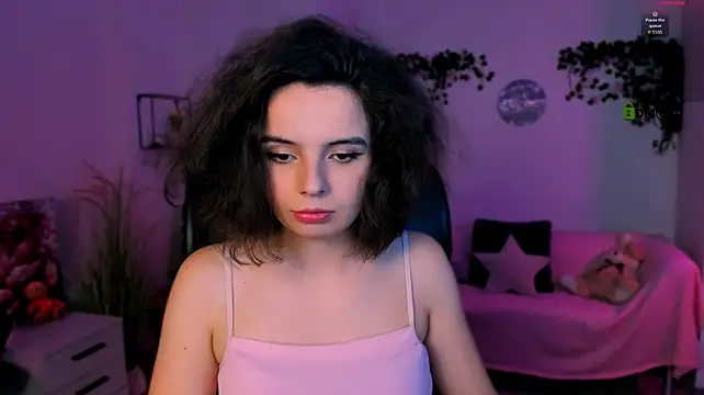 mia_mooon_ webcam