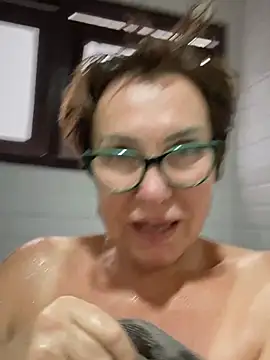 bettybutter_ webcam
