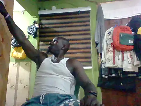 BlaqAarow webcam